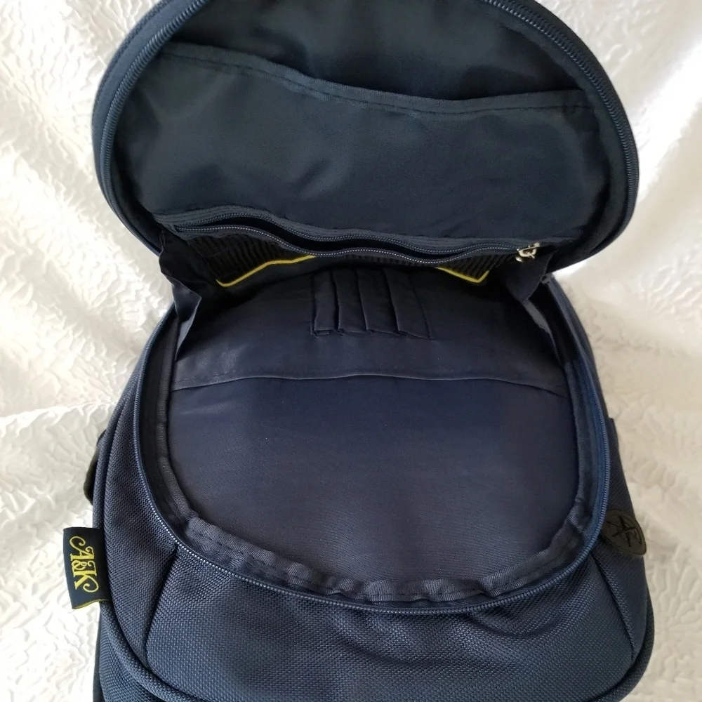 A&K Unisex Navy Blue Padded Backpack